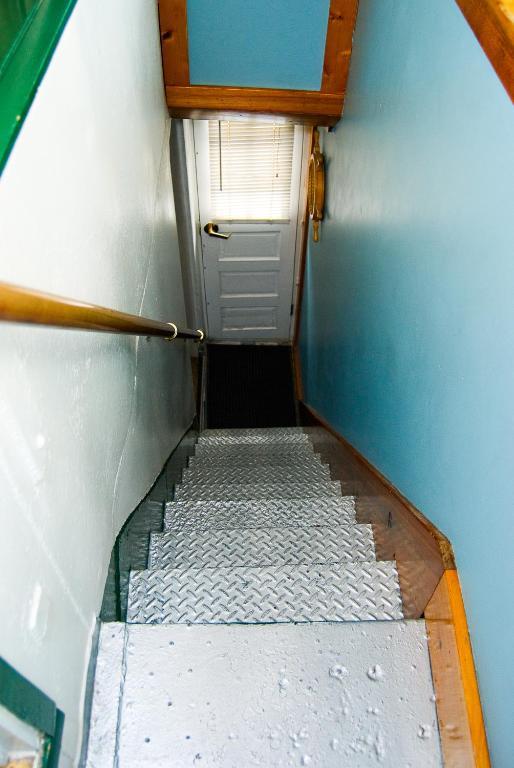 The Covington Houseboat Bed & Breakfast Saint Paul Room photo